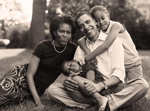 barack obama pictures. arack-obama-family « Land of